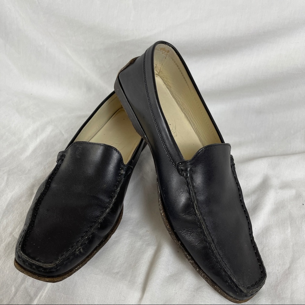 Tod's Black Leather Pebbled Sole Driving Mocs